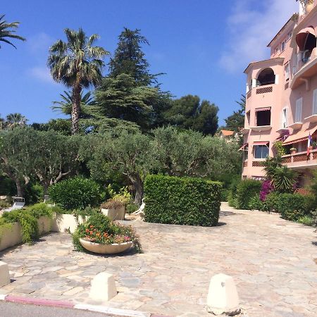 L Annexe 50M De La Plage Bandol Luaran gambar