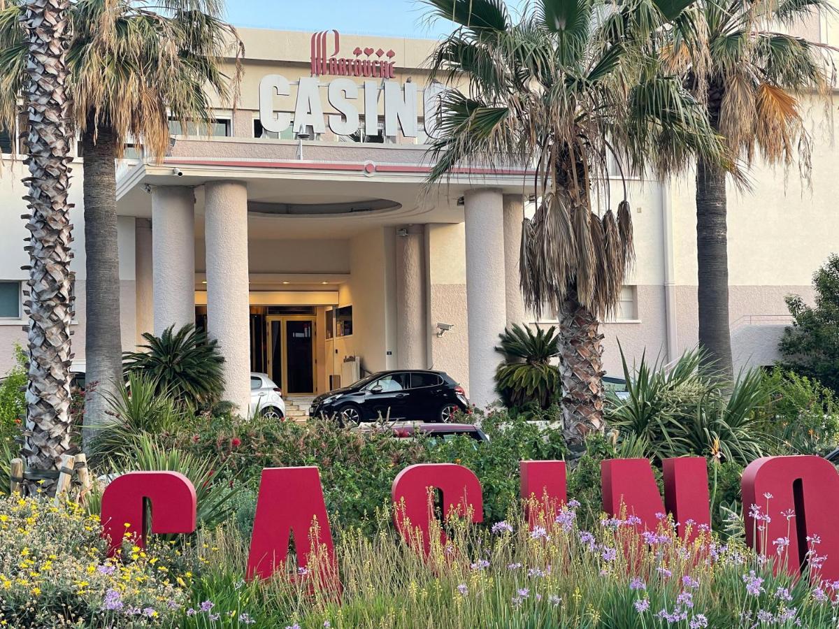 L Annexe 50M De La Plage Bandol Luaran gambar