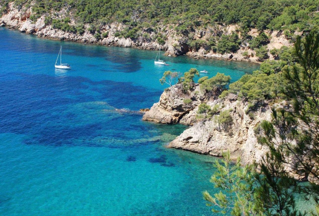 L Annexe 50M De La Plage Bandol Luaran gambar