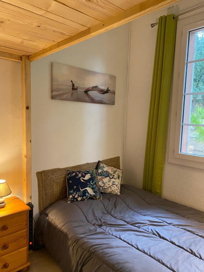 L Annexe 50M De La Plage Bandol Luaran gambar